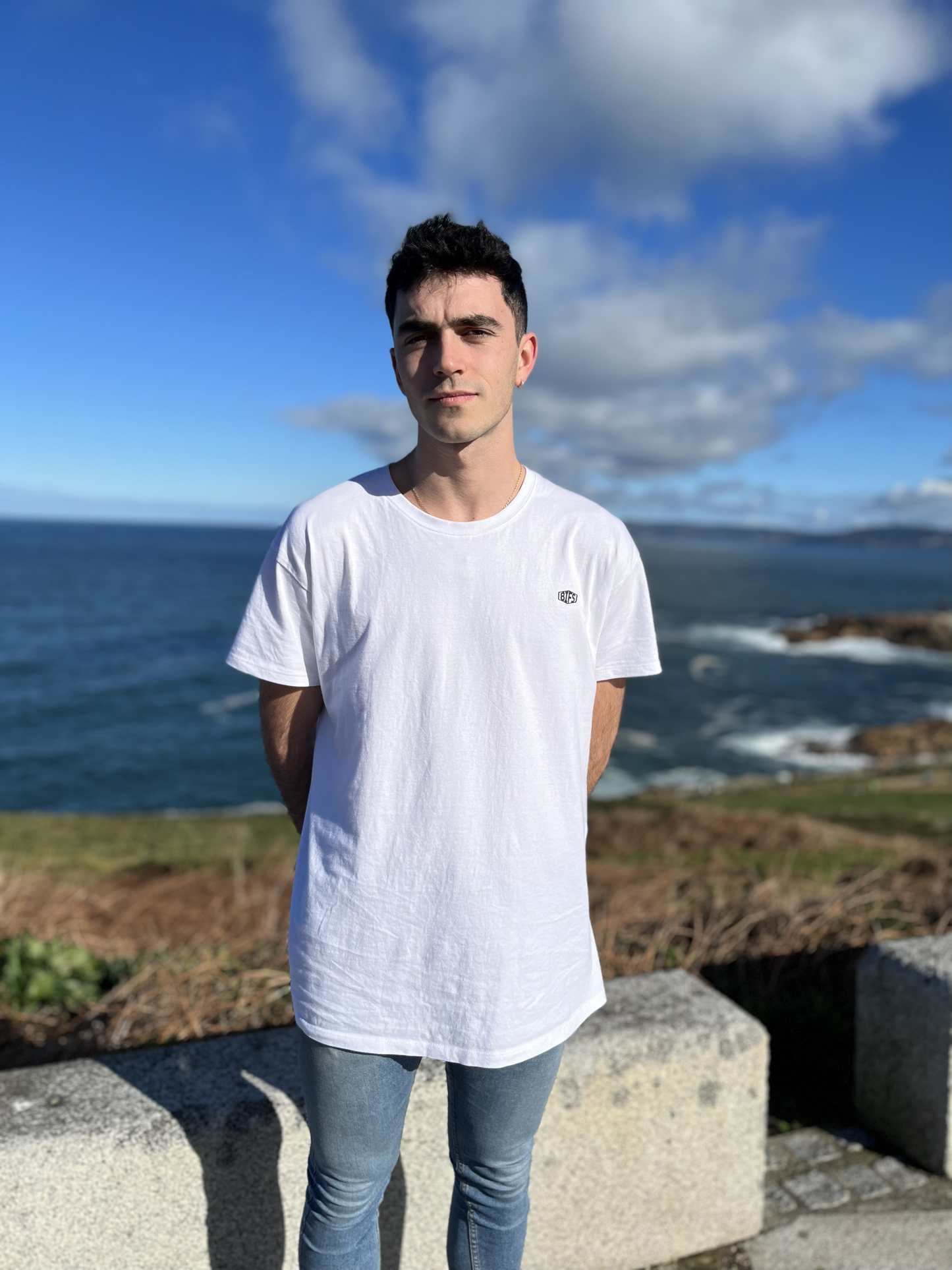P1 - "White Tee"