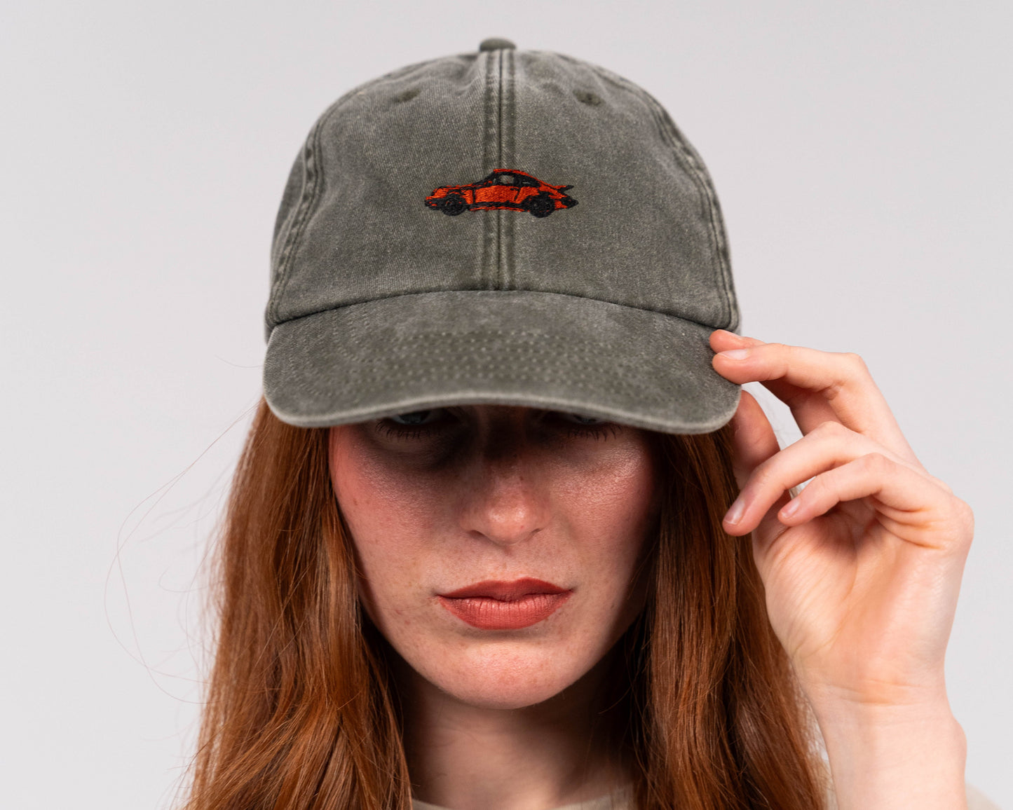 WINNING CARD COLLECTION - "Royal Flush Cap"